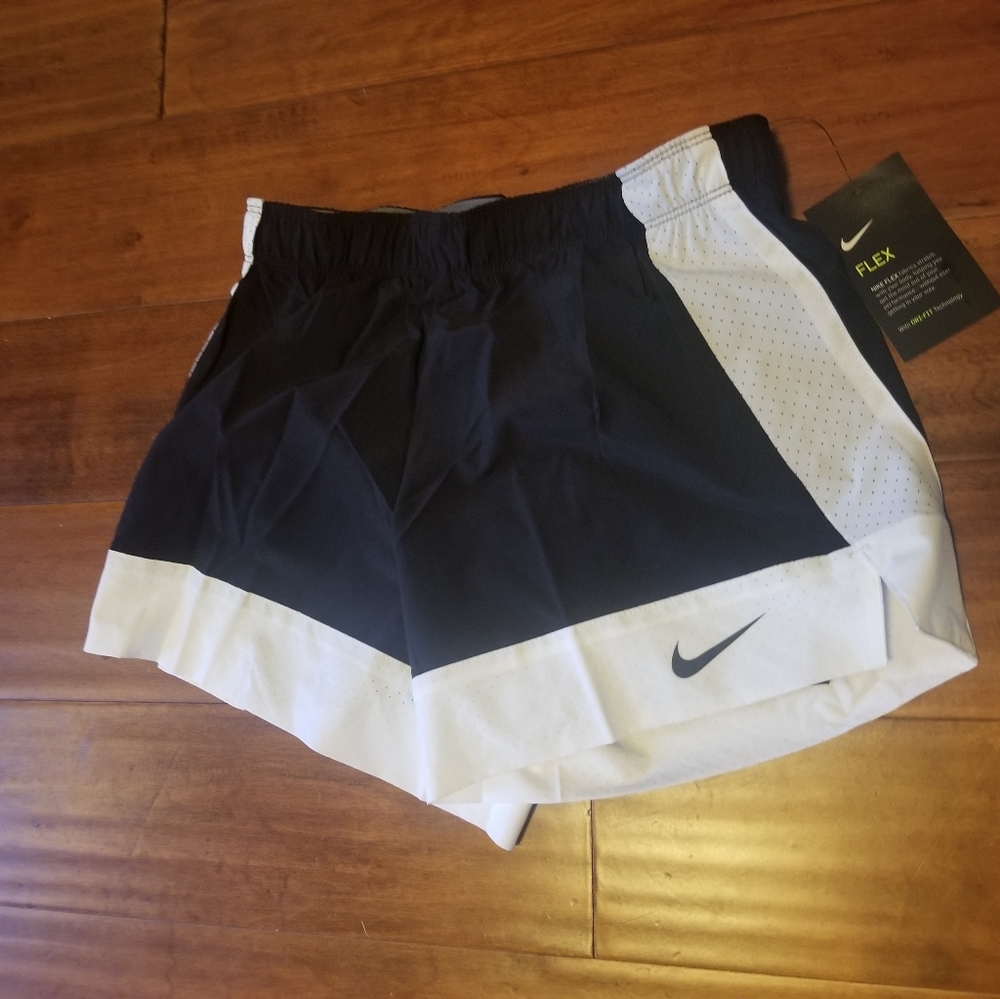 Nike Sportswear Womens Running Shorts